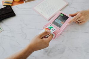 Kredi Kartlarının Artıları ve Eksileri