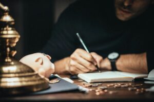 Yeni Başlayanlara Özel Para Biriktirmek İçin Eksiksiz Bir Kılavuz